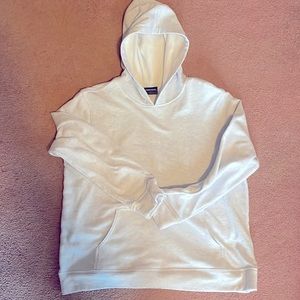 32° Cool Sweatshirt